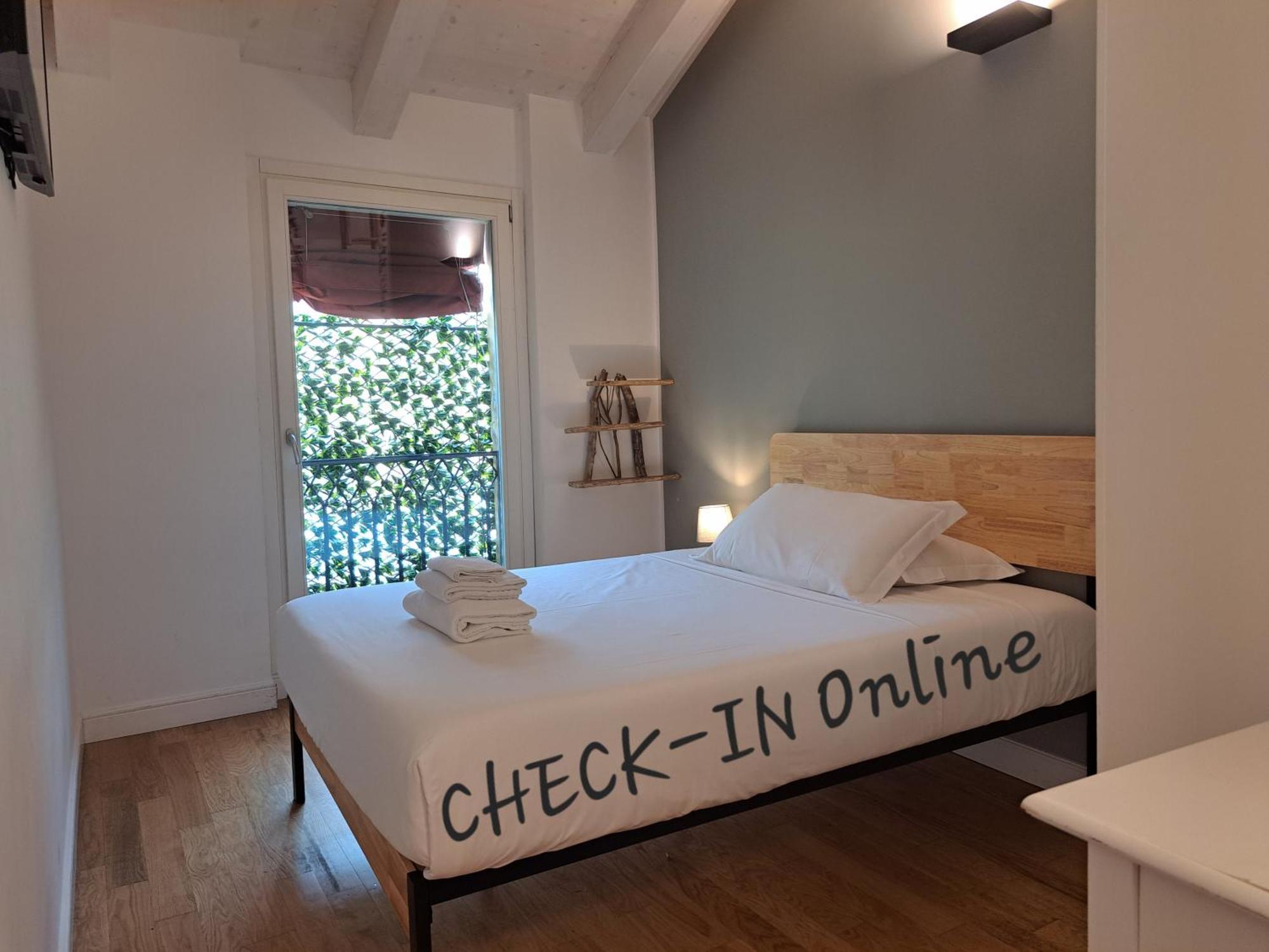 Cosmopolitan Central Rooms Bologna Eksteriør bilde
