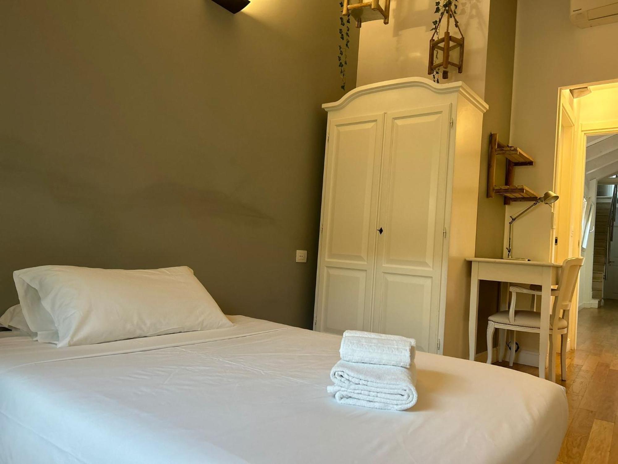 Cosmopolitan Central Rooms Bologna Eksteriør bilde