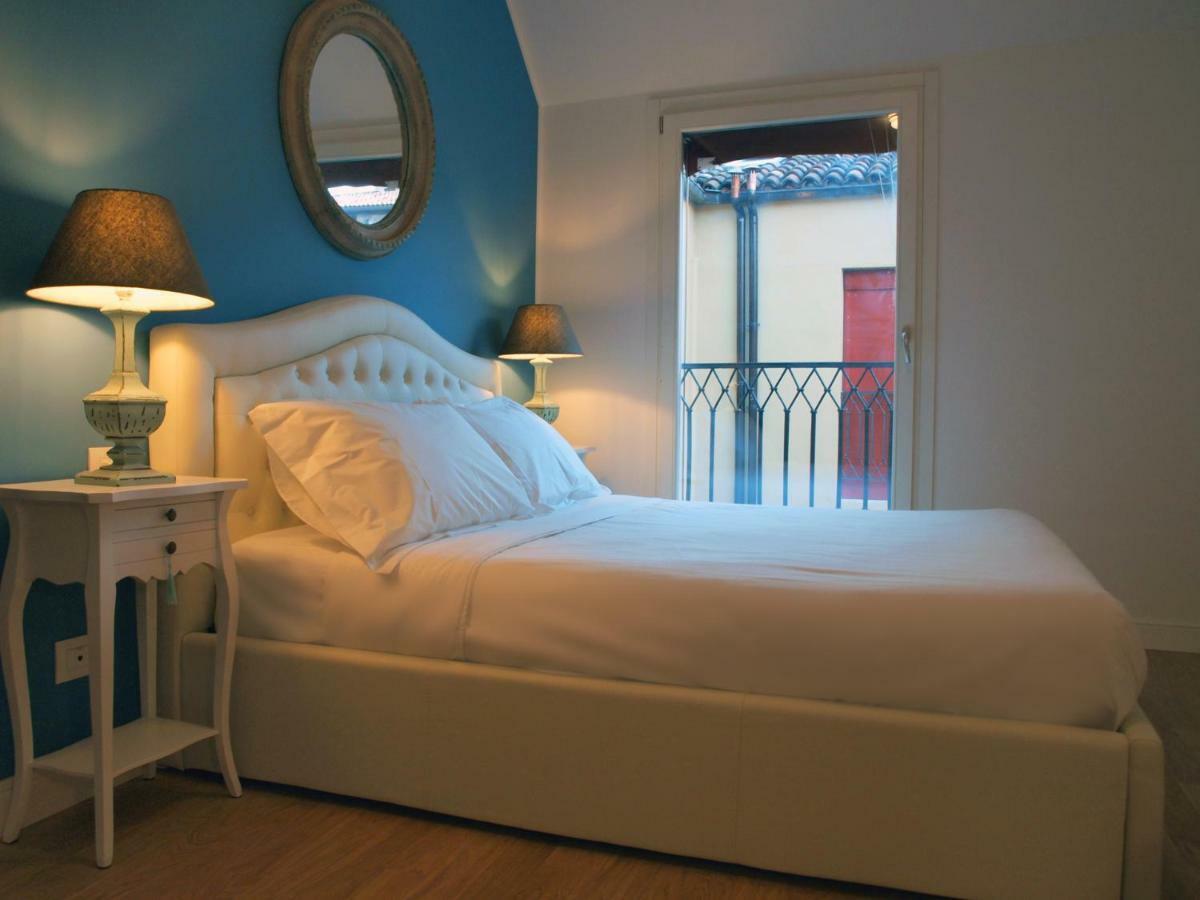 Cosmopolitan Central Rooms Bologna Eksteriør bilde