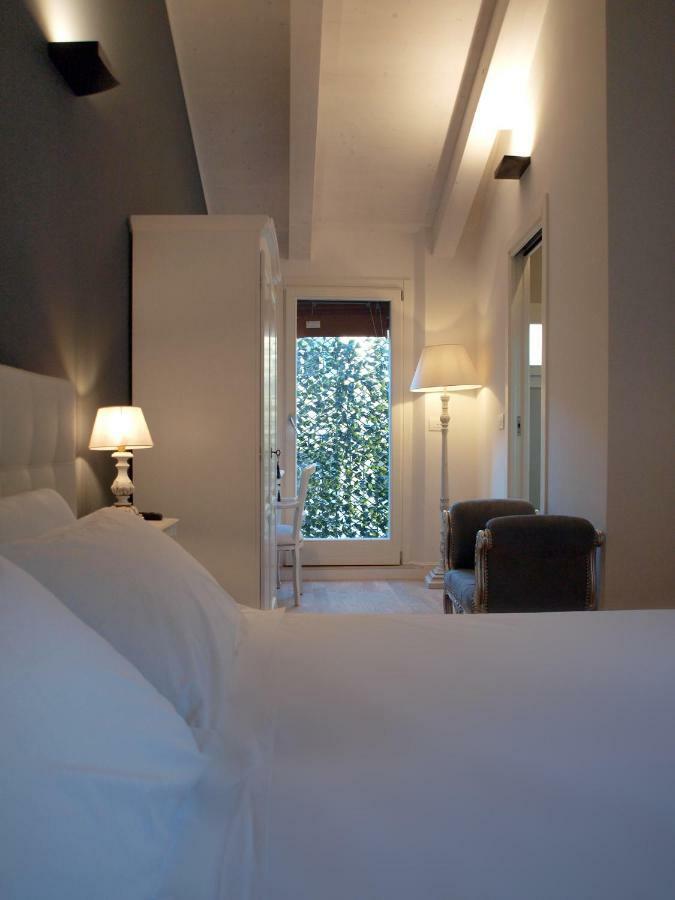 Cosmopolitan Central Rooms Bologna Eksteriør bilde